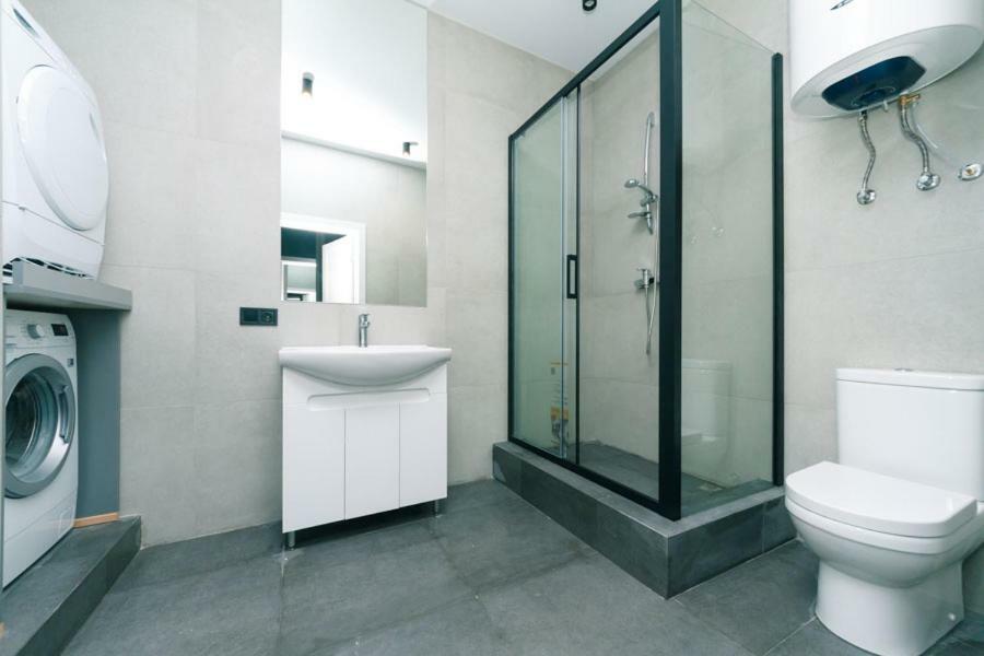 Hotrent Pechersk Lesy 20/22 Kiev Luaran gambar