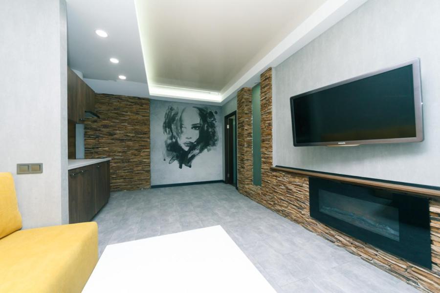 Hotrent Pechersk Lesy 20/22 Kiev Luaran gambar